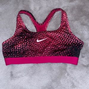 Nike Sports Bra - Kids XL (pink)